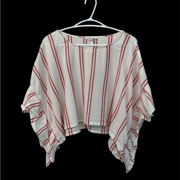 BCBGeneration Tops - BCBG Generation summer top